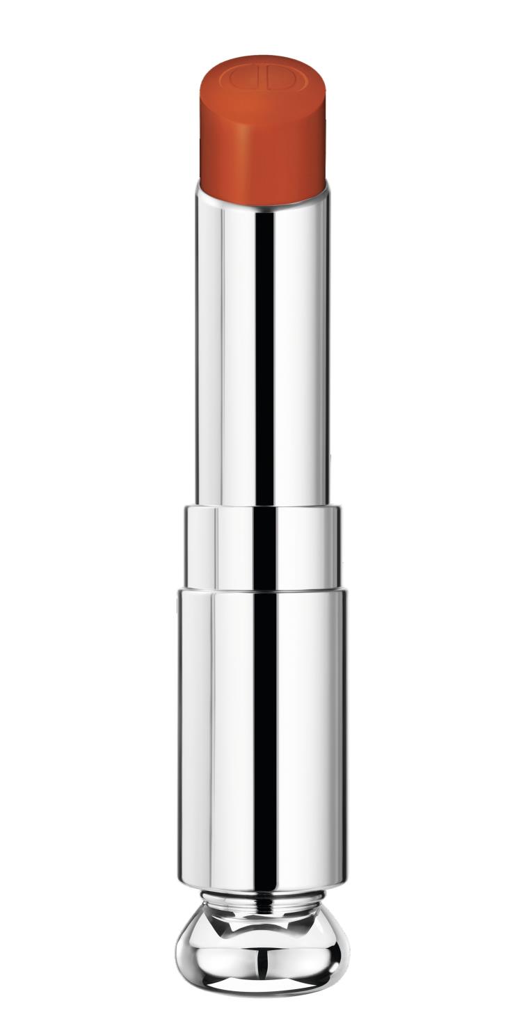 Dior 디올 어딕트 립스틱 선명한 오렌지 레드 컬러가 돋보인다. 5만5천원.