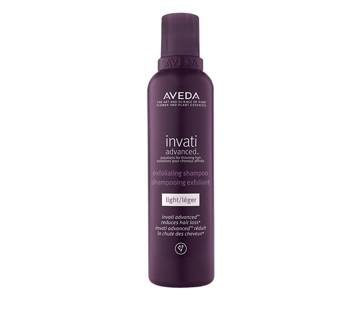Aveda 인바티 어드밴스드™ 엑스폴리에이팅 샴푸 200ml 4만1천원대.“안 써본 제품이 없을 정도인데 결국 인바티에 정착했어요. 탈모 예방은 물론 모발에 단단하게 힘이 생겨요.”