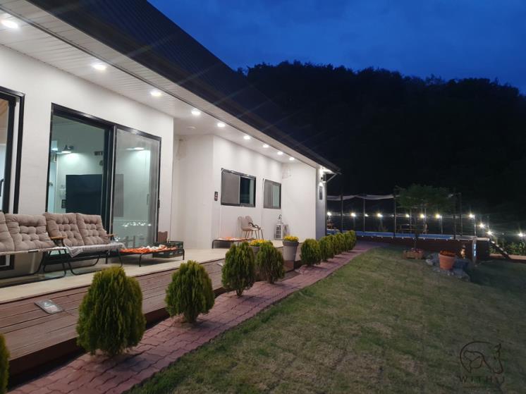 위드제이펜션 SNS