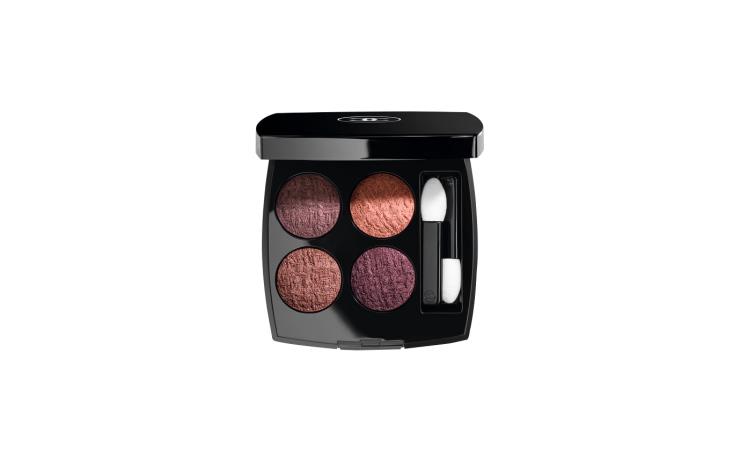 Chanel 레 꺄트르 옹브르 트위드 02 트위드 뿌르푸르 11만5천원.