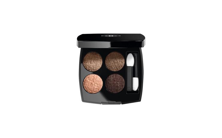 Chanel 레 꺄트르 옹브르 트위드 04 트위드 브룬 에 로즈 11만5천원.