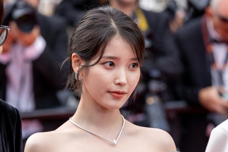 CANNES, FRANCE - MAY 26: Hee-jin Choi attends the screening of ″Broker (Les Bonnes Etoiles)″ during the 75th annual Cannes film festival at Palais des Festivals on May 26, 2022 in Cannes, France. (Photo by Marc Piasecki/FilmMagic)