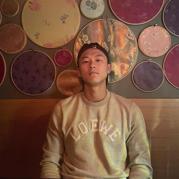 @seungwoolee