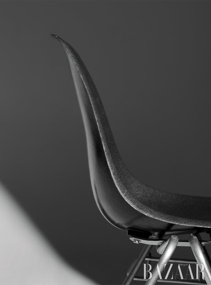 빈티지 임스 체어는 93만원대 Herman Miller by Limone.
