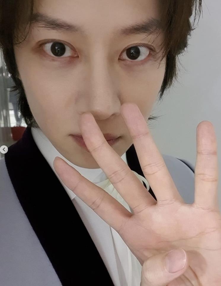 @kimheenim