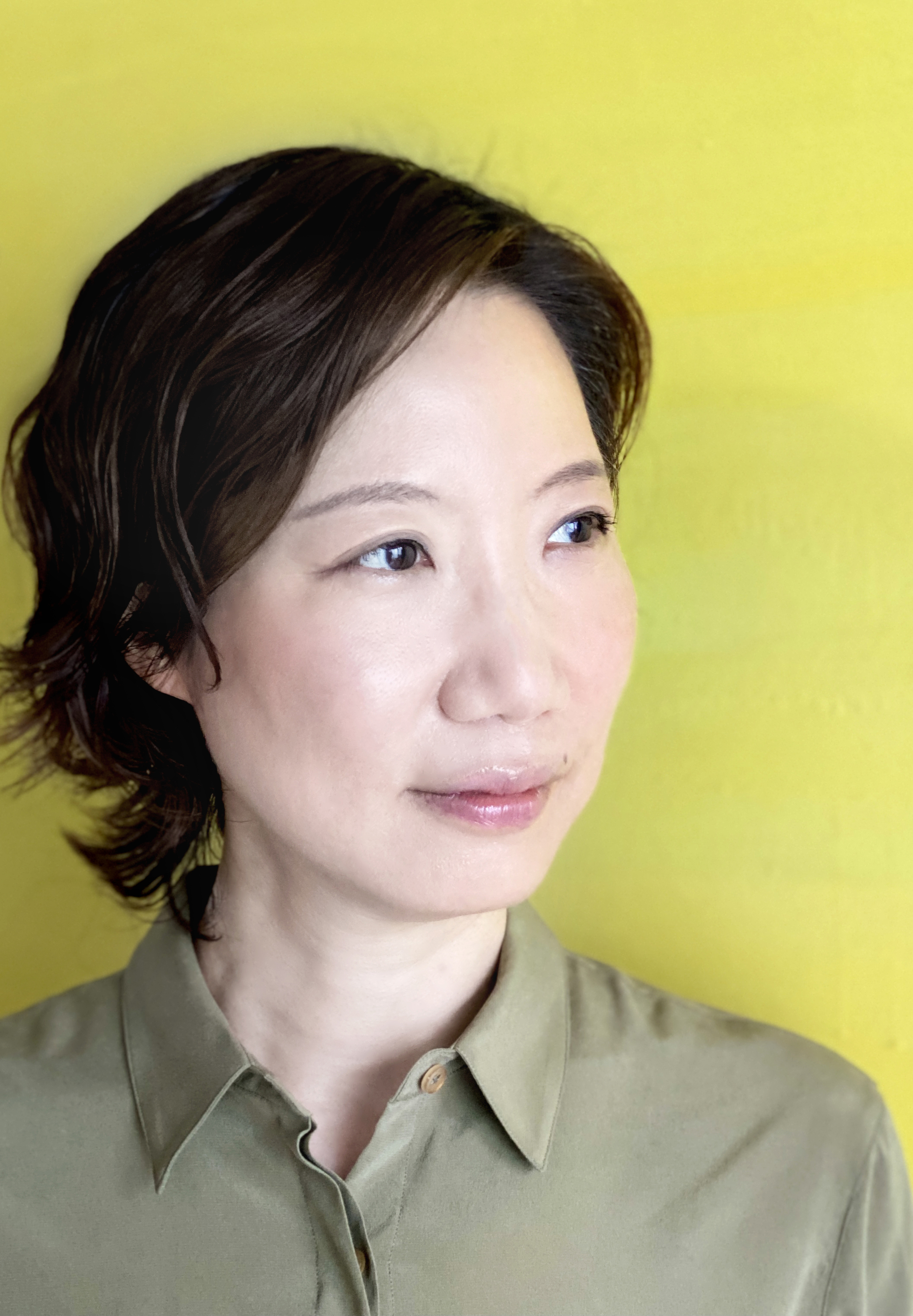 일상 속 평범한 순간을 영화 같은 그림으로 표현하는 회화작가 박진아.