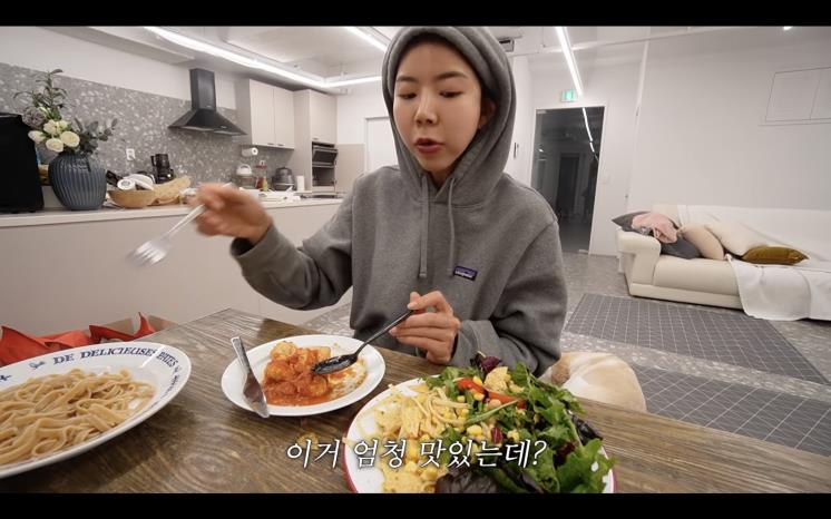 YouTube @제이제이살롱드핏