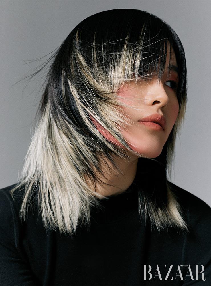 하이넥 반소매 원피스는 Alexander Wang.
