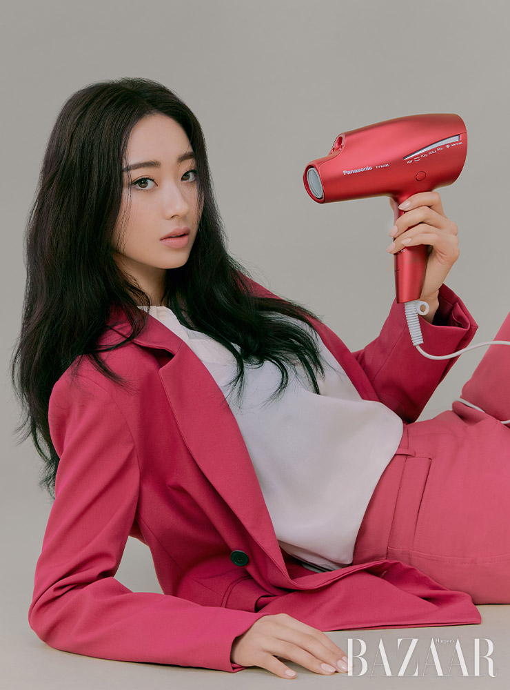 나노케어 헤어 드라이어(NA98)는 Panasonic.
