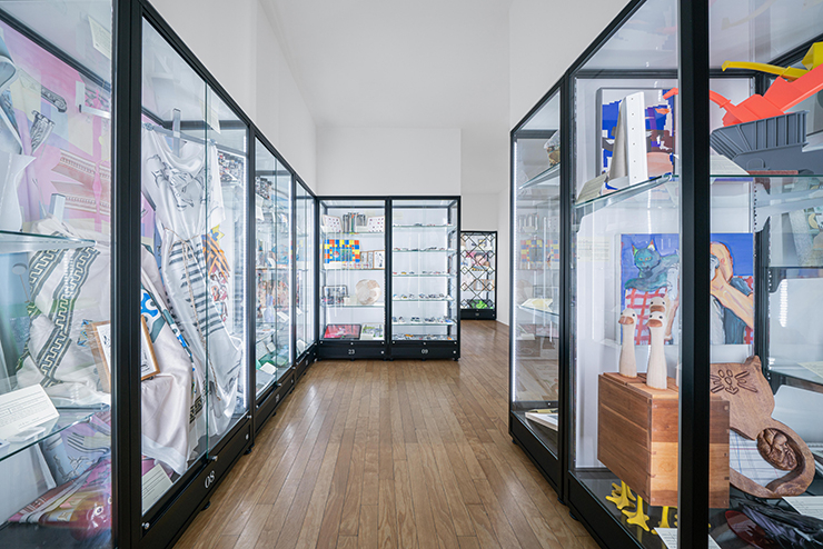 View of "TasteView Daelim Branch - Not for Sale" exhibited by Tastehouse.Exhibition view, No Space Just a Place, Daelim Museum, Seoul (2020)