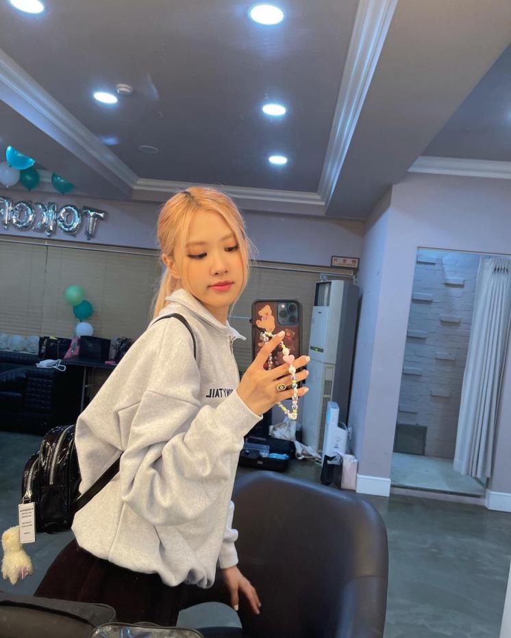 인스타그램(@reses_are_rosie) 캡처