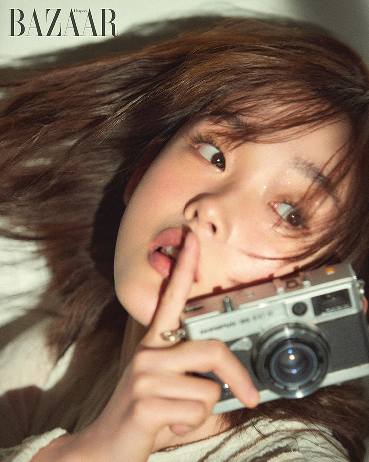 티셔츠는 Eenk.