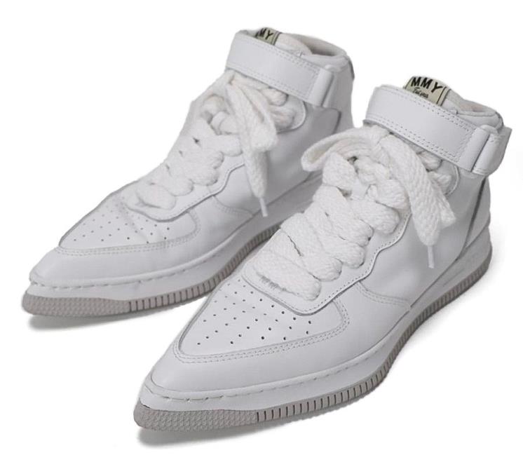 미하라 야스히로 Pointed Sneaker