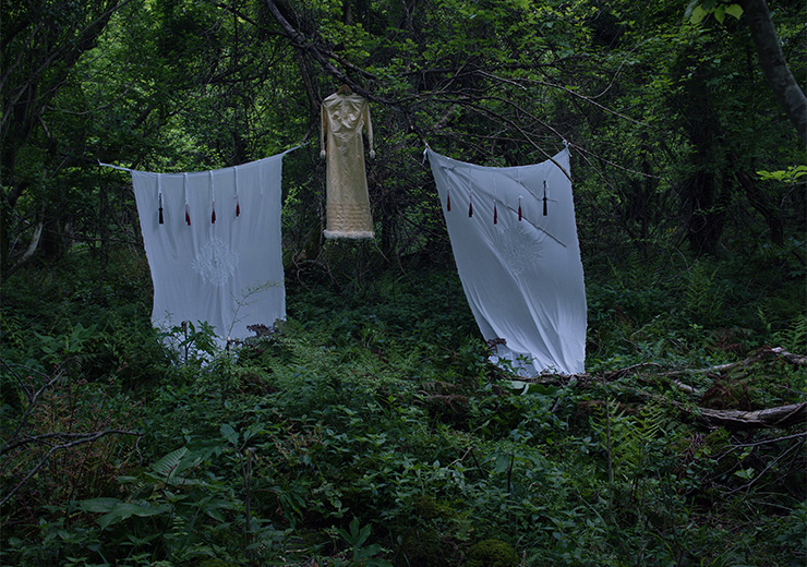 박영숙, <그림자의 눈물 3>, 2019, C-Print, 180x240cm.