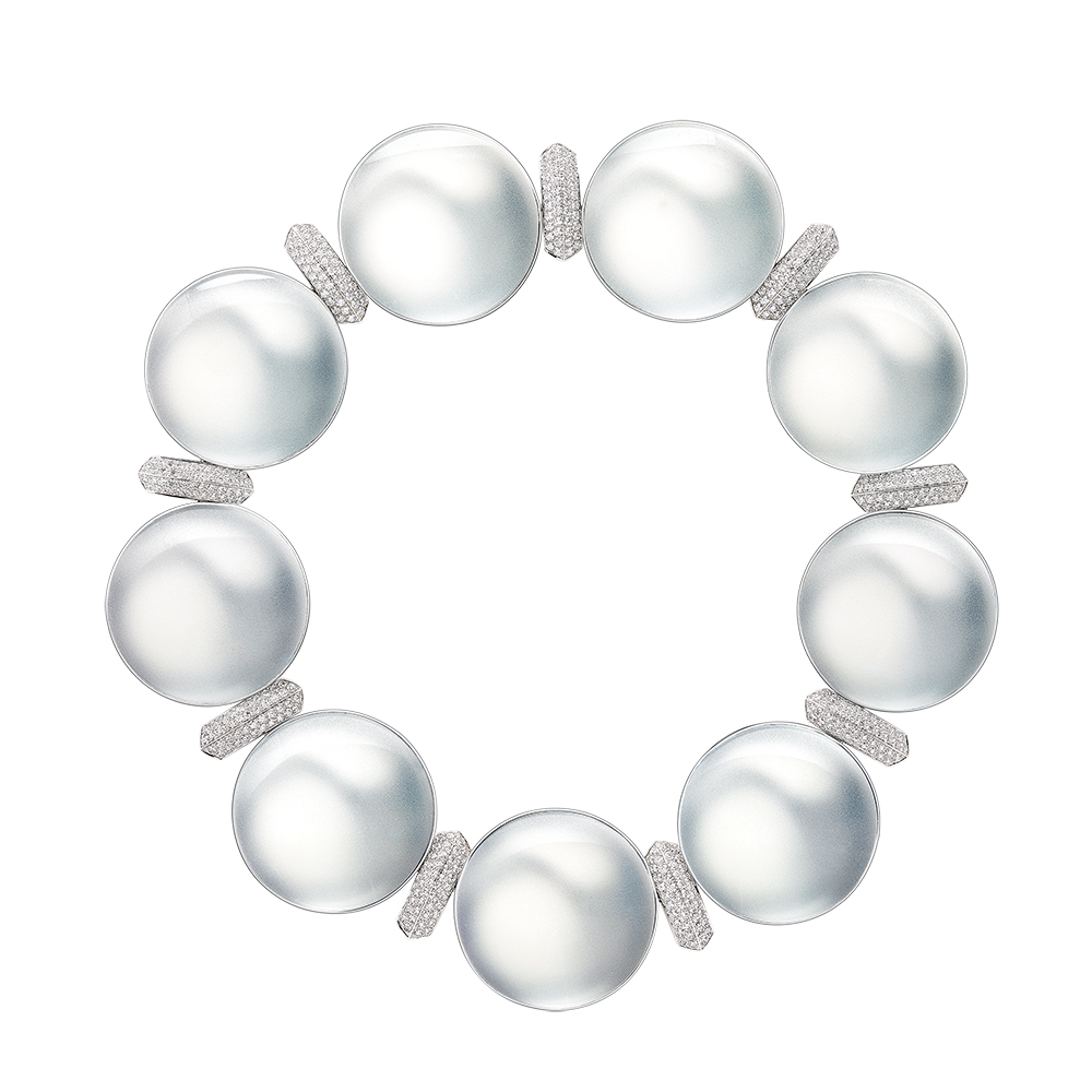 ‘펄 솝 버블(Pearl soap bubble)’ 진주 네크리스.