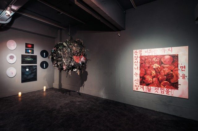 합정지구. ＇어떤 전야제＇ 전시 전경, 2017-2018.