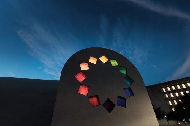 ‘Kelly’, Austin, 2015(East façade), Artist-designed building with installation of colored glass windows, black and white marble panels, and redwood totem 60×73×26 ft. 4 in. ©Ellsworth Kelly Foundation Photo courtesy Blanton Museum of Art, The University of Texas at Austin