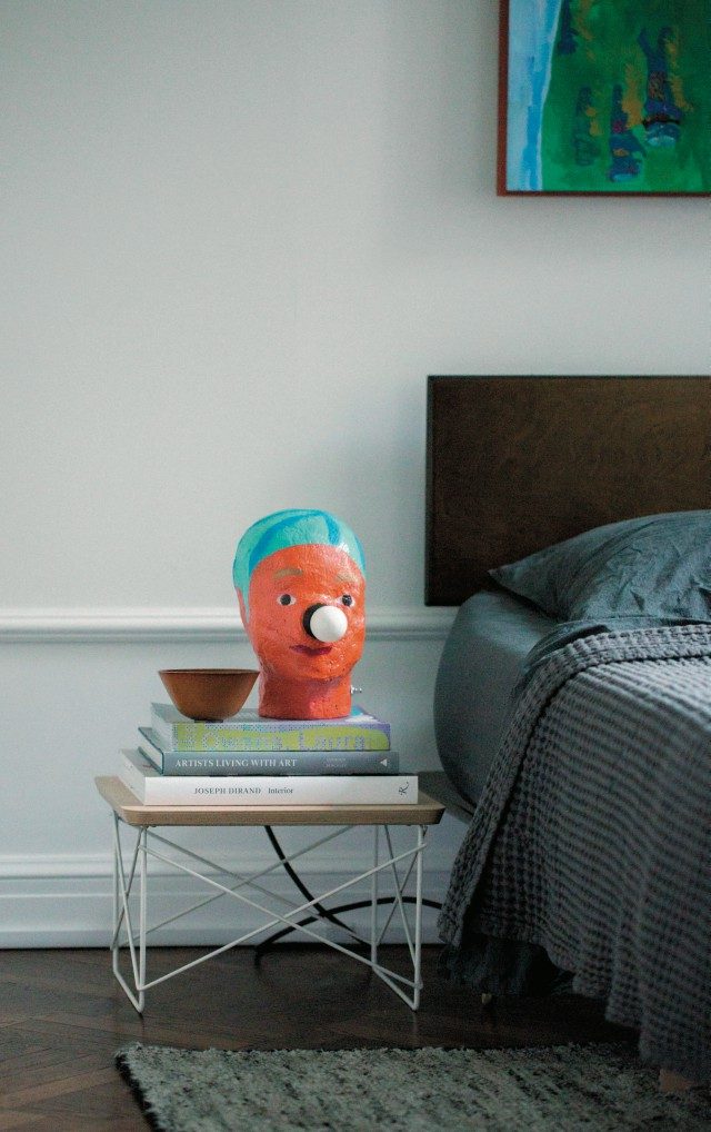 에번 홀러웨이(Evan Holloway)의 입체 ‘Head-Lamp’(2013).