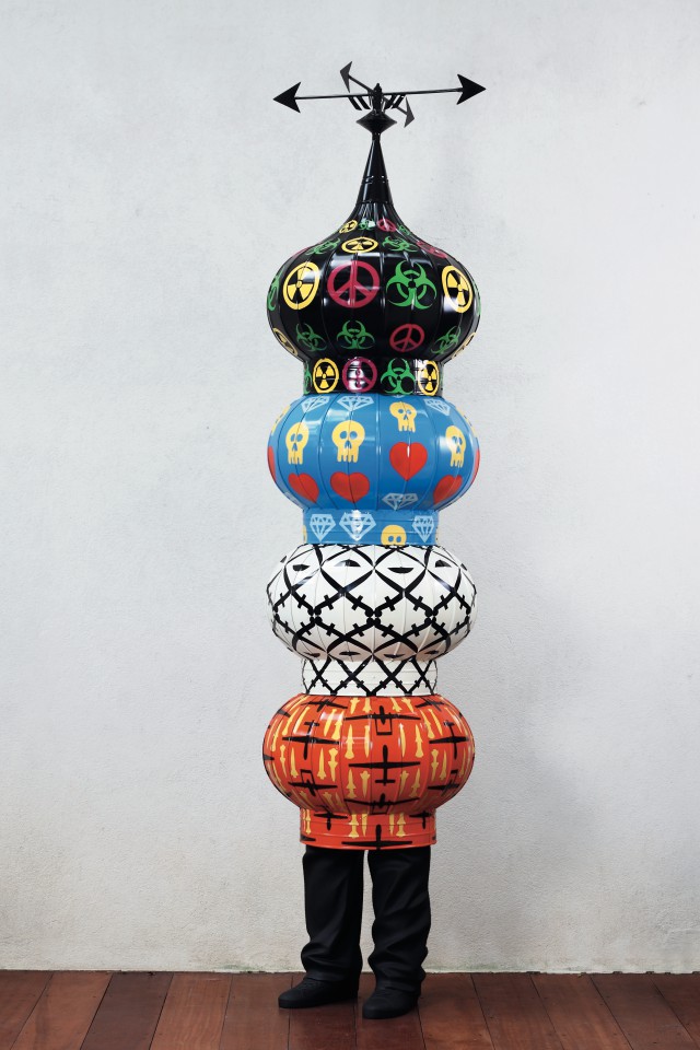 Eko Nugroho, ‘Belief Relief’, 2015, Fiberglas, stainless steel, iron, 210×65×65cm ⓒ Eko Nugroho and ARARIO GALLERY