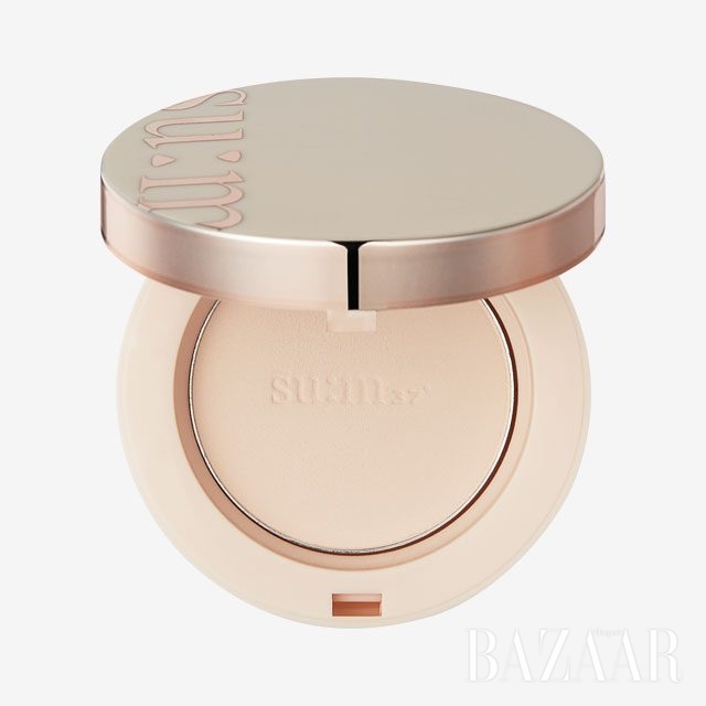 Su:m37 선-어웨이 마일드 톤업 선팩트 SPF50+/PA++++ 5만원.