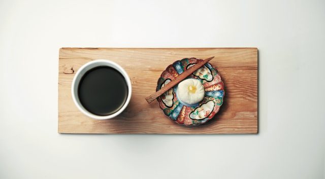 우마미 커피와 유자 와케이크.