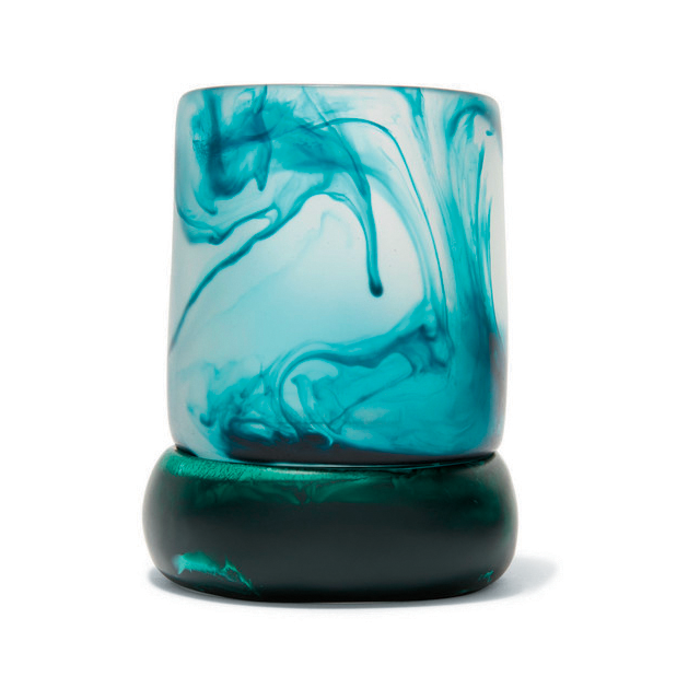 회화적인 무드의 플라스틱 뱅글은 
Dinosaur Designs