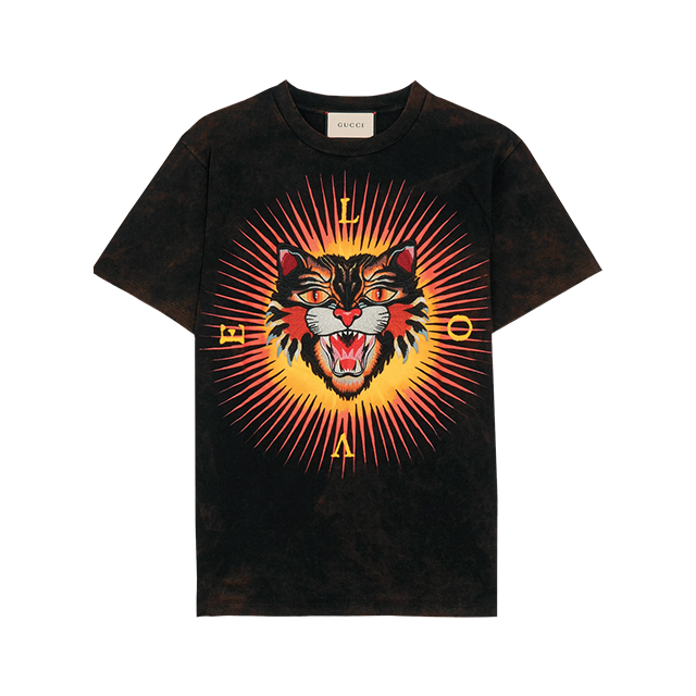 강렬한 호랑이 프린트가 돋보이는 티셔츠는 Gucc