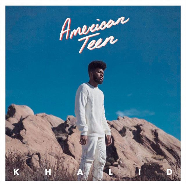 “가진 것도 철도 없지만, 우린 아직 젊어. 그래도 사랑으론 우리 만한 부자도 없지.”산 능선을 바라보며 낭만적인 가사와 칼리드의 달콤한 목소리가 담긴 ‘Young Dumb & Broke’를 들어본다.