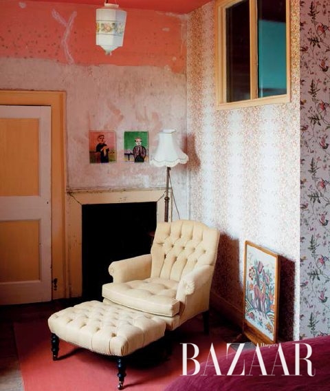 예술과 인테리어를 조화롭게 잘 다루는 스튜디오 루이스 라플레이스(Luis Laplace)가 디자인한 팜하우스 (Courtesy the artists and Hauser & Wirth. Photo: Aaron Schuman)