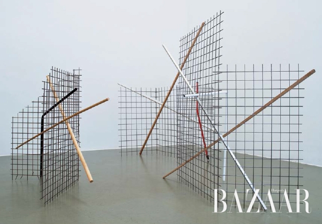 <strong>‘Automat’</strong>, Steel, Stones, Concrete, 180×80×40cm, 2013