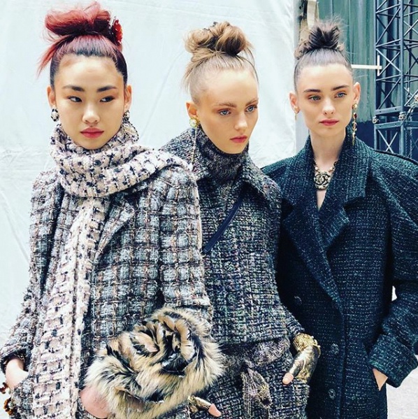 2018 F/W 샤넬 컬렉션 백스테이지.