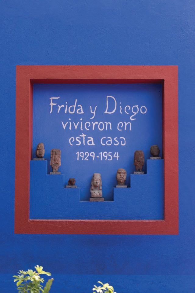 블루 하우스 외관.