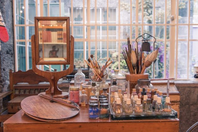 칼로의 작업실.