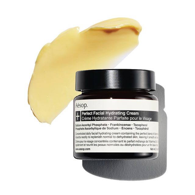 Aesop 퍼펙트 페이셜 하이드레이팅 크림 나이트 마스크로 사용할 수 있다. 14만5천원.