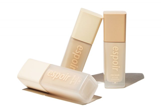 Espoir 프로 테일러 파운데이션 비 글로우 SPF25/ PA++ 3만8천원. Espoir 프로 테일러 파운데이션 비 실크 SPF34/ PA++ 3만8천원.