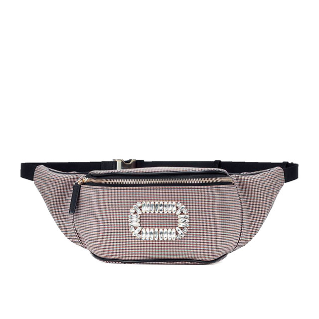 벨트 백은 210만원대로 Roger Vivier 