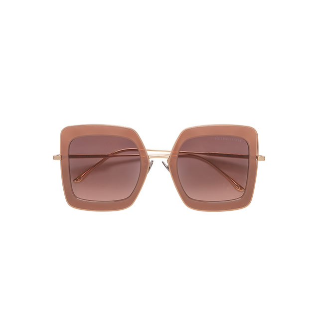 62만원  Bottega Veneta