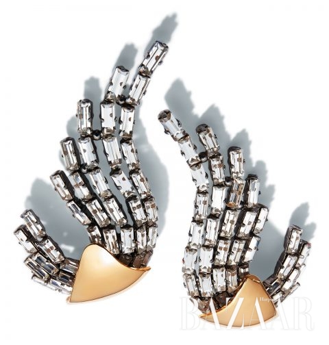 할러데이를 맞이한 바자가 주목한 리스트 - 하퍼스 바자 Harper's BAZAAR Korea 2016년 12월호