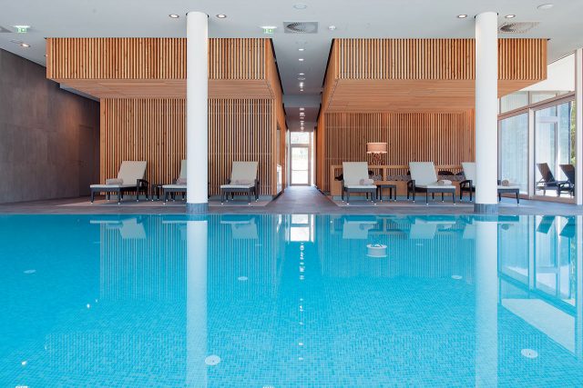 호텔 스파 - 하퍼스 바자