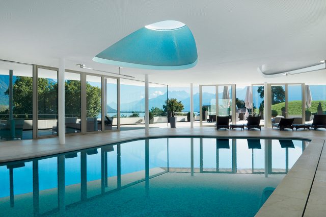 호텔 스파 - 하퍼스 바자