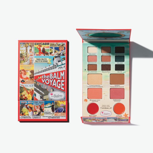 The Balm 보야지 Vol. 2 핀업걸 포스터를 연상시키는 빈티지한 케이스에 아이섀도 컬러 9가지, 하이라이터, 셰이딩, 블러셔, 립글로스까지 담겼다. 3만9천원.