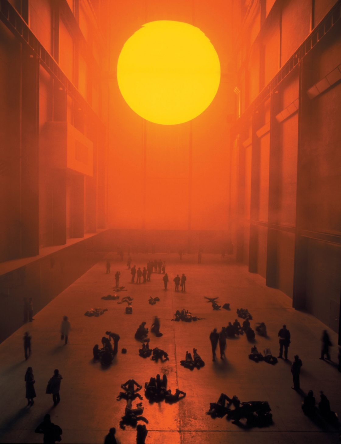＇The weather project＇, Monofrequency lights, projection foil, haze machines, mirror foil, aluminium, scaffolding, 26,7m×22,3m×155,44m, Tate Modern, London, 2003 Photo: Andrew Dunkley & Marcus Leith, Courtesy of the artist; neugerriemschneider, Berlin; and Tanya Bonakdar Gallery, New York © Olafur Eliasson