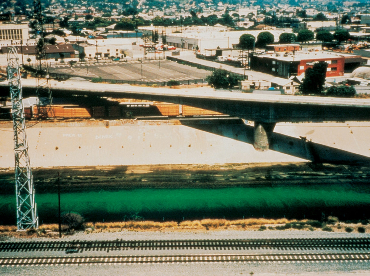 <strong>'Green river'</strong>, 1998, Uranine, water, Bremen, Germany, 1998 Photo: Helmut Wieben Courtesy of the artist; neugerriemschneider, Berlin; and Tanya Bonakdar Gallery, New York © Olafur Eliasson