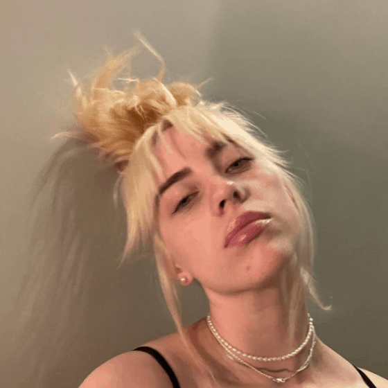 이미지 출처: 빌리 아일리시인스타그램(@billieeilish)