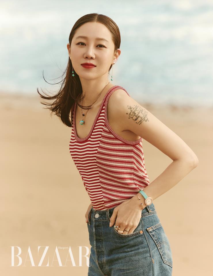 하퍼스 바자 6월호
