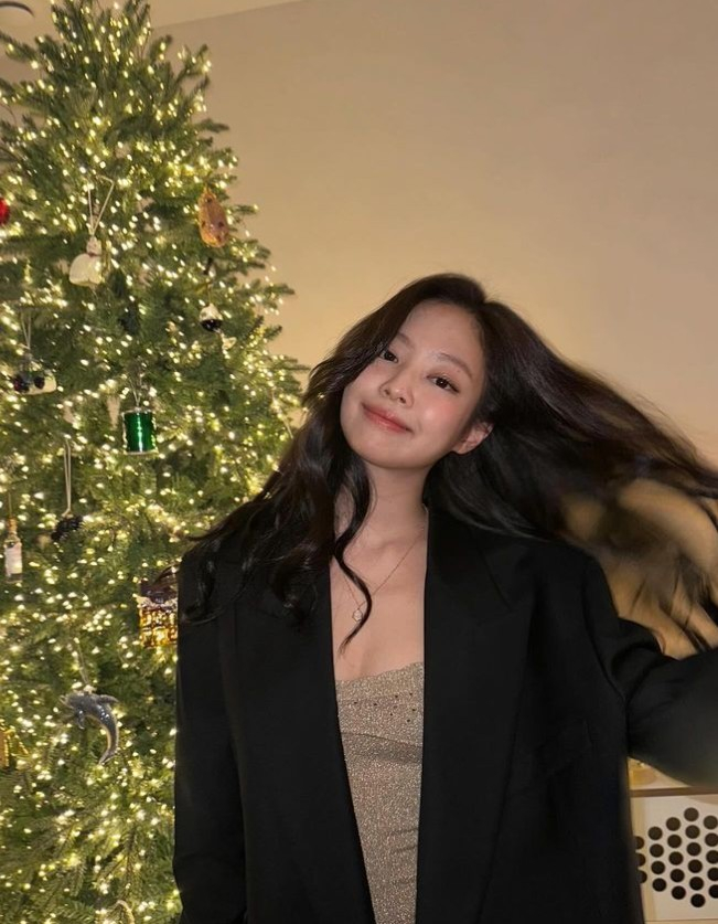 사진 / 제니 인스타그램(@jennierubyjane)