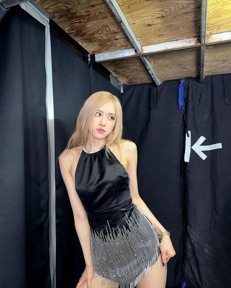 @roses_are_rosie