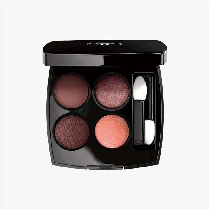 Chanel 레 꺄트르 옹브르, 354 웜 메모리즈 8만3천원.