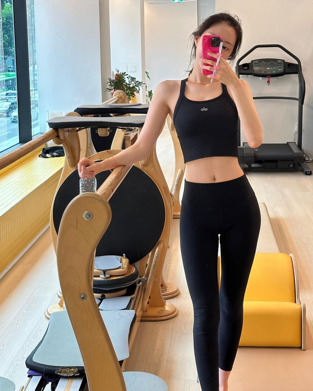 @marcellasne_