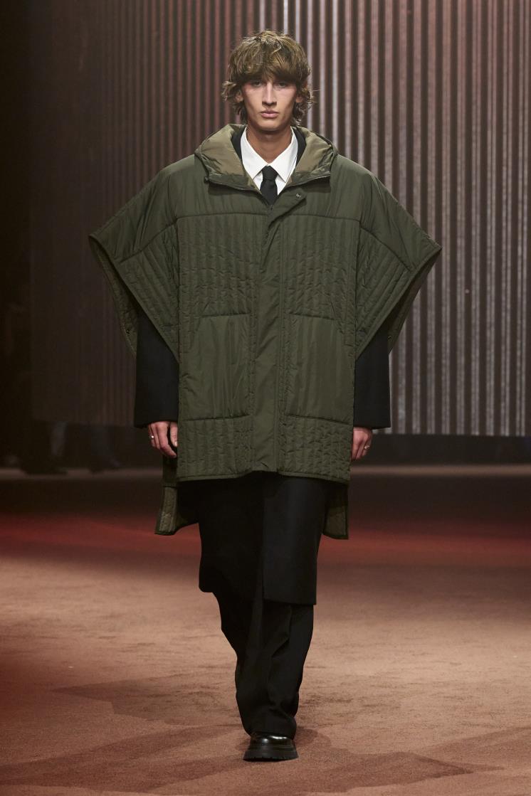 COS 2023 F/W